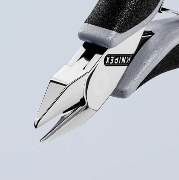 1543056