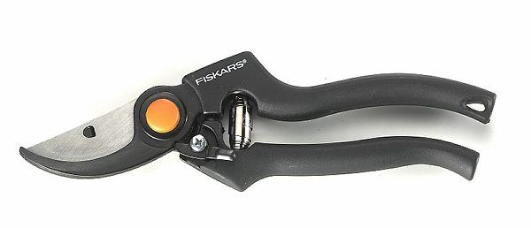 Profiaiakäärid Fiskars P90