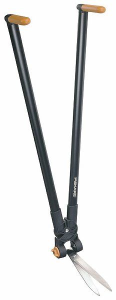 Jõuülekandega muru- ja hekikäärid Fiskars GS53