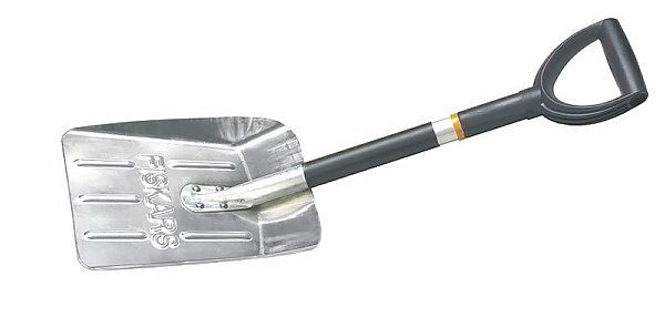 Kerge lumesahk autosse Fiskars 141020
