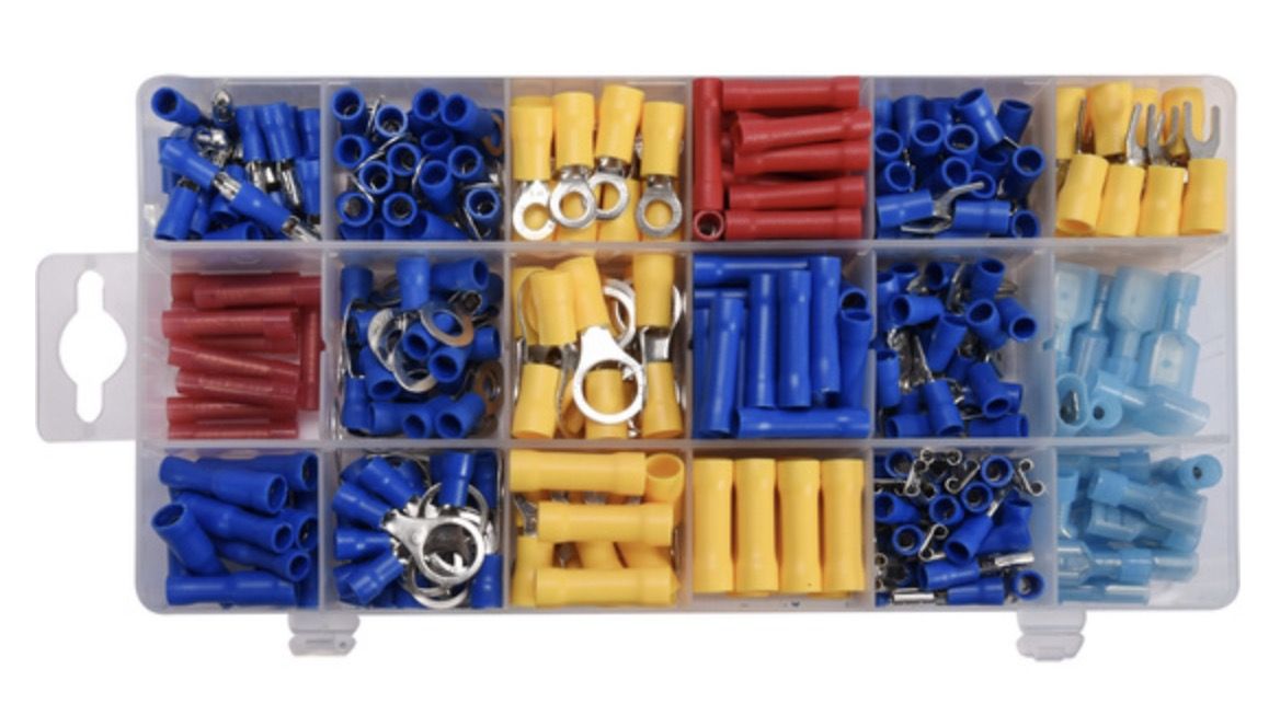 Presstangide komplekt Yato YT-06890; 360 tk